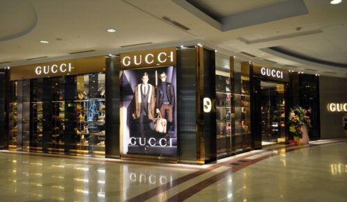 Nach 20 Jahren lässt der Creative Director Gucci hinter sich. (Foto: Gucci)