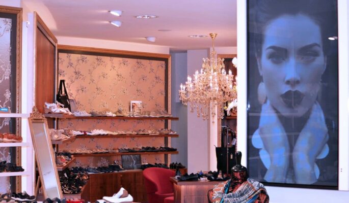 Schuhe im stylischen Ambiente: Schuhhaus Bockstiegel in Leer (Foto: Bockstiegel)