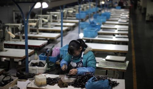 Fabrikhalle von Yue Yuen (Foto: Yue Yuen Industrial)