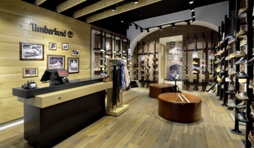 Regensburg, DEU,  05.06.2014Der neue Timberland Store in der Spiegelgasse der Regensburger Altstadt.