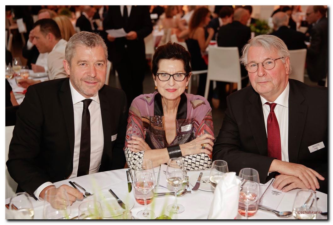 Karl Heinz Lauterbach, Helma Schütte und Klaus Schütte - schuhkurier AWARD 2014 im K21 in Düsseldorf