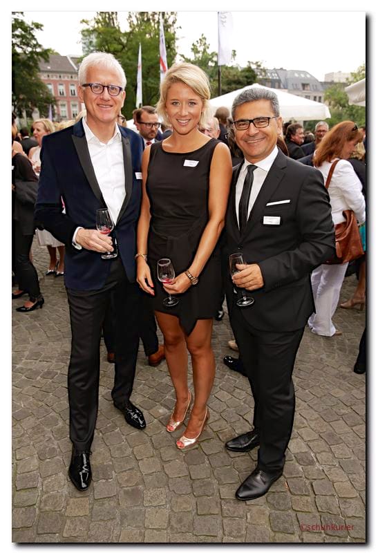 Henk Ziengs, Marjolein Ziengs und Dott. Giovanni Lacatena - schuhkurier AWARD 2014 im K21 in Düsseldorf
