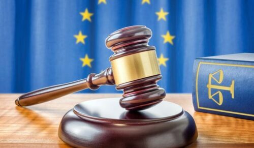 Richterhammer und Gesetzbuch - Europäische Union