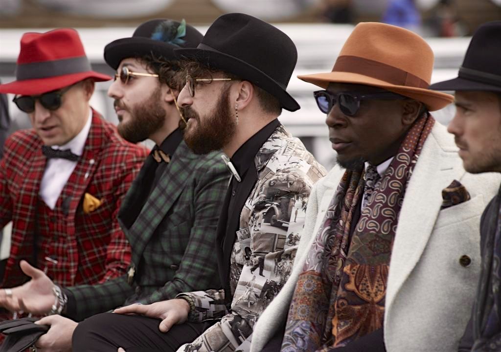 Streetstyles von der Pitti Uomo 2016 in Florenz