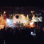 Alle tanzen und feiern auf der Opening Party der GDS 'Winter Breeze‘ zur Musik der Live-Band Goodfellas.