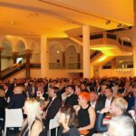 schuhkurier AWARD 2016 – ImpressionenDieser Abend bleibt in Erinnerung. 450 geladene Gäste feierten gemeinsam die „Oscars“ der Branche. Impressionen eines beeindruckenden Abends jetzt online!