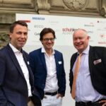 schuhkurier AWARD 2016 – ImpressionenDieser Abend bleibt in Erinnerung. 450 geladene Gäste feierten gemeinsam die „Oscars“ der Branche. Impressionen eines beeindruckenden Abends jetzt online!