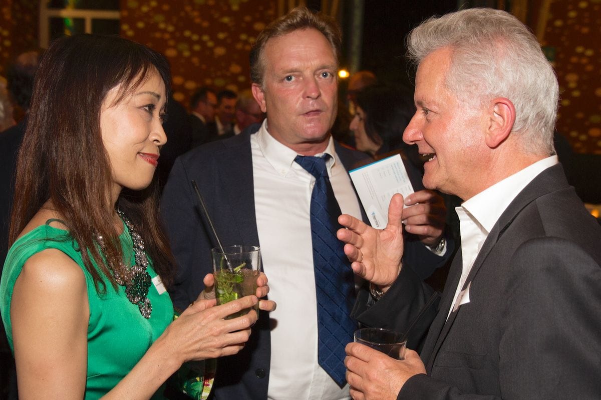 Nach dem offiziellen Abendprogramm klang der schuhkurier AWARD bei bester Partystimmung in der Pardo Bar des K 21 aus. 