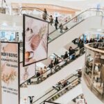 Das Modehaus Leffers in Oldenburg feiert seine neue Damen-Schuhabteilung.