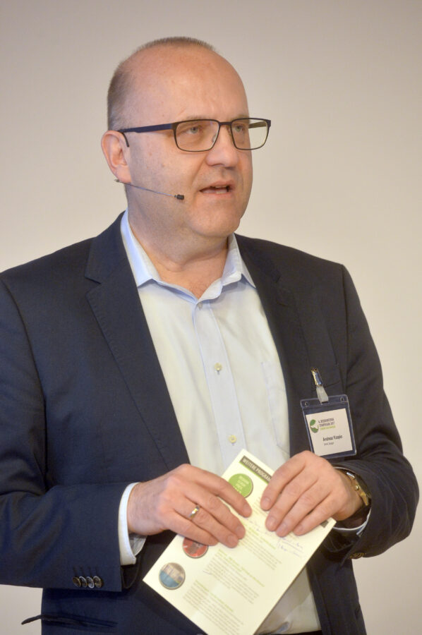 Prof. Dr. Andreas Kaapke ... 