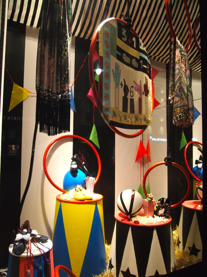 Fenwicks - Schaufenster London (Foto: Mavis)