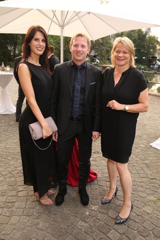 schuhkurier AWARD 2017 - Anna Carbonari,Josef Renner und Kristin Käpplinger