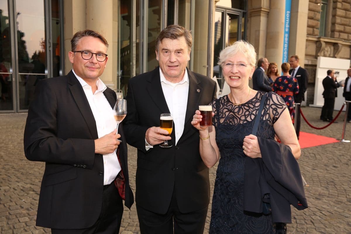 schuhkurier AWARD 2017 - Michael Decker, Wido und Claudia Schüttfort
