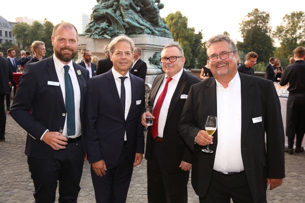 schuhkurier AWARD 2017 - Helge Neumann, Maximilian Müller, Poul Haugaard Petersen und Ulrich Becker-Steinberger