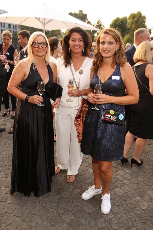 schuhkurier AWARD 2017 - Anette Tiefel, Inge Schardt und Katja Fröhlich