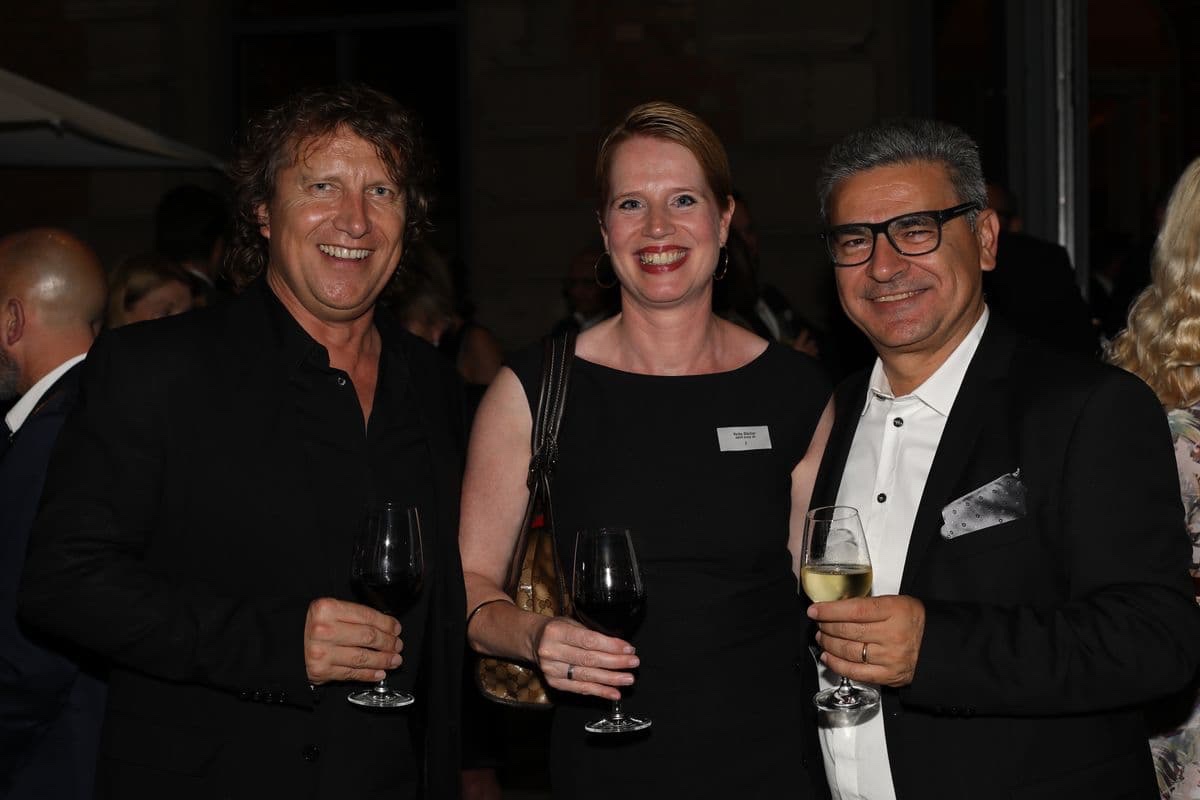 schuhkurier AWARD 2017 - Niek Jansen, Heike Fischer und Giovanni Lacatena