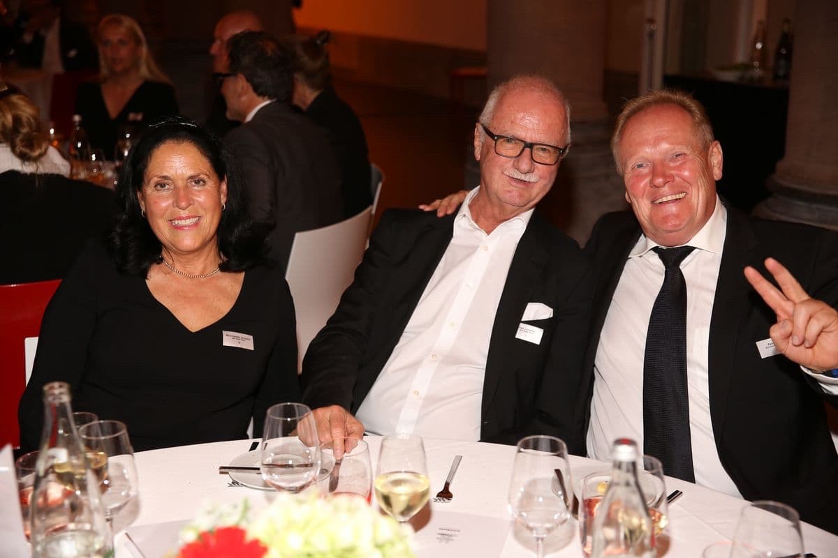 schuhkurier AWARD 2017 - Maria Carvalho Leinweber, Hans Leinweber und Peter Bödeker