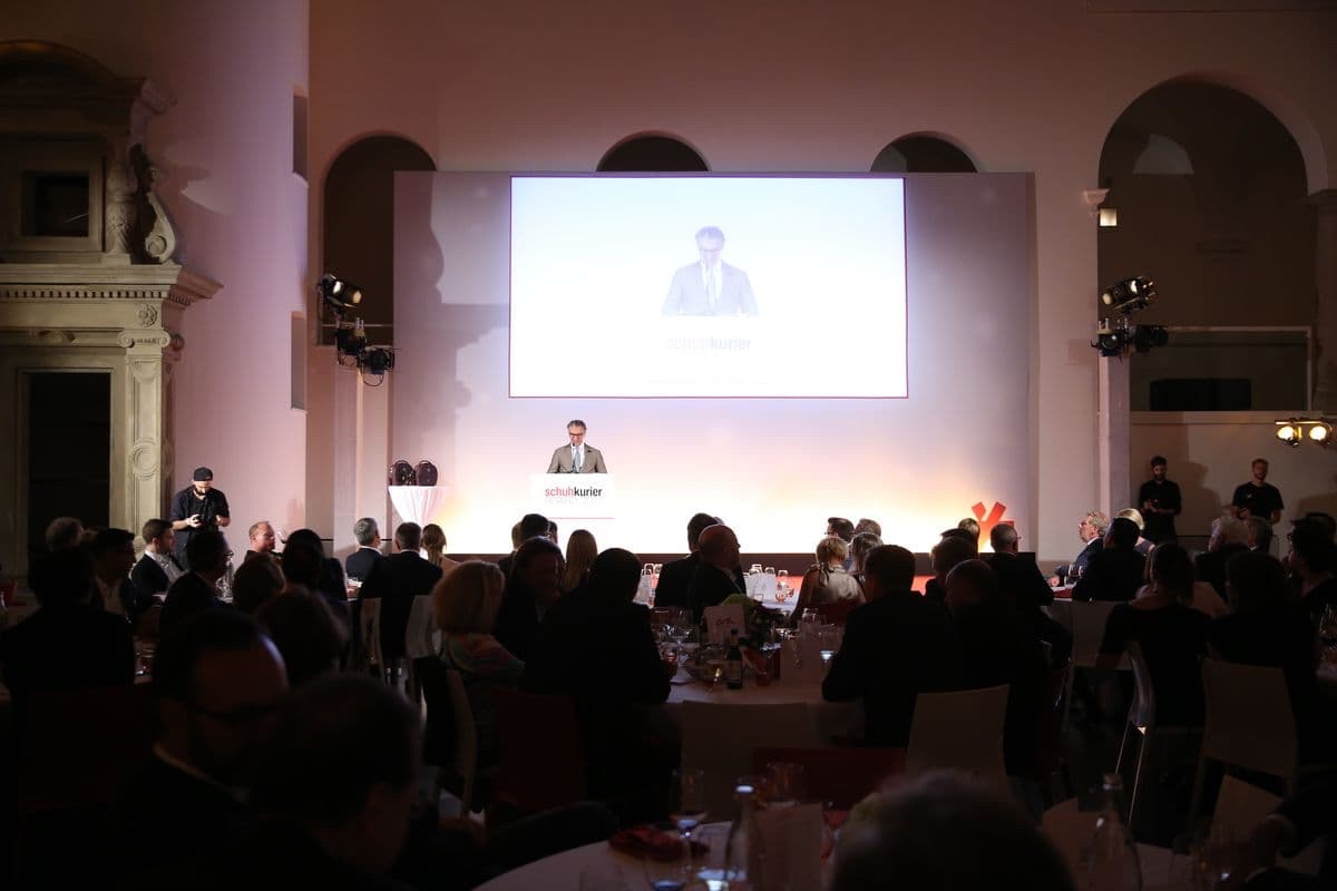 schuhkurier AWARD 2017 - Stephan Krug