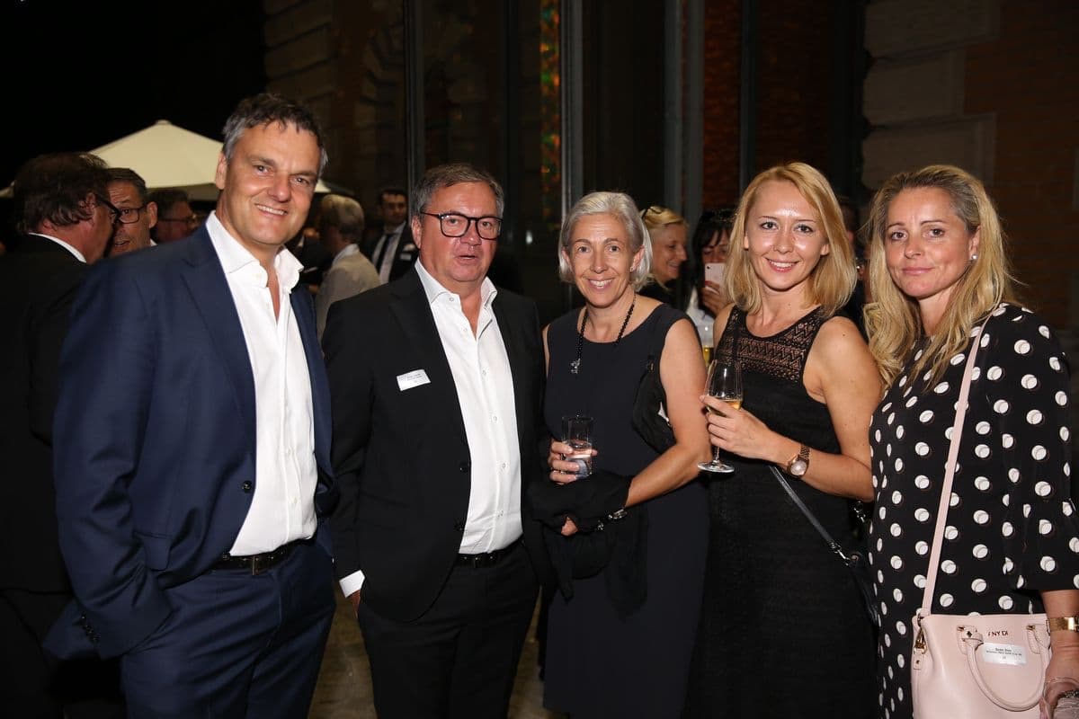 schuhkurier AWARD 2017 - Michael Ratter, Fried und Katja Zohren, Tanja Mook und Beate Diem