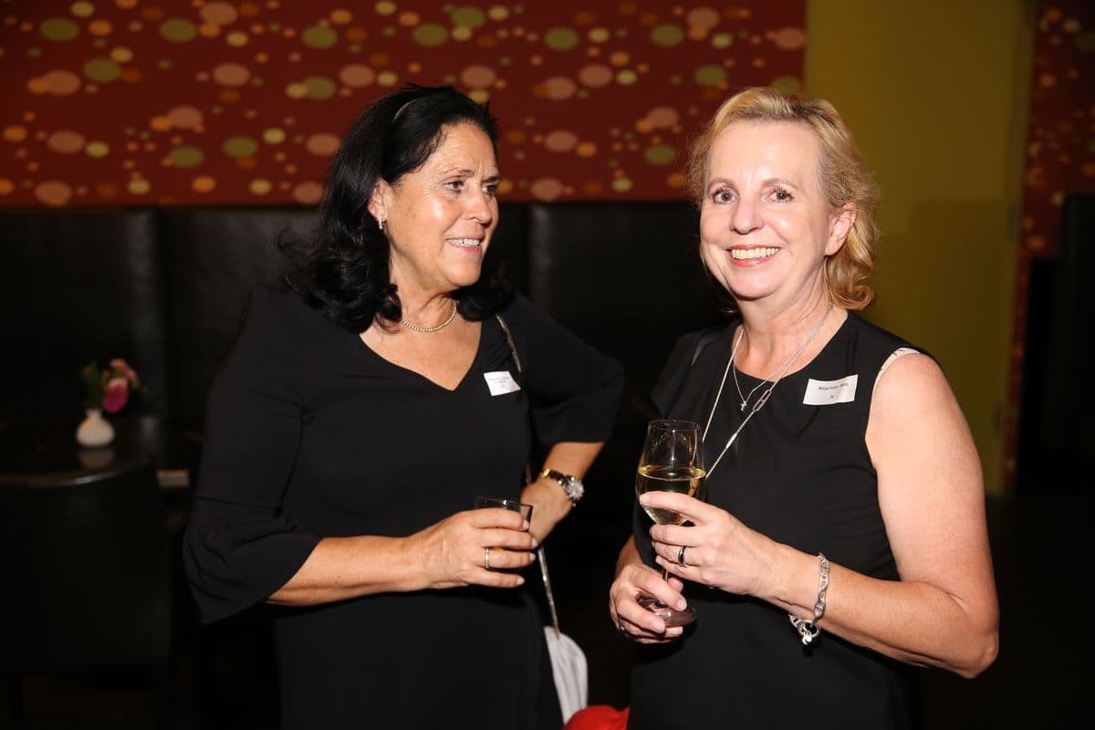 schuhkurier AWARD 2017 - Maria Carvalho Leinweber und Marga Indra-Heide
