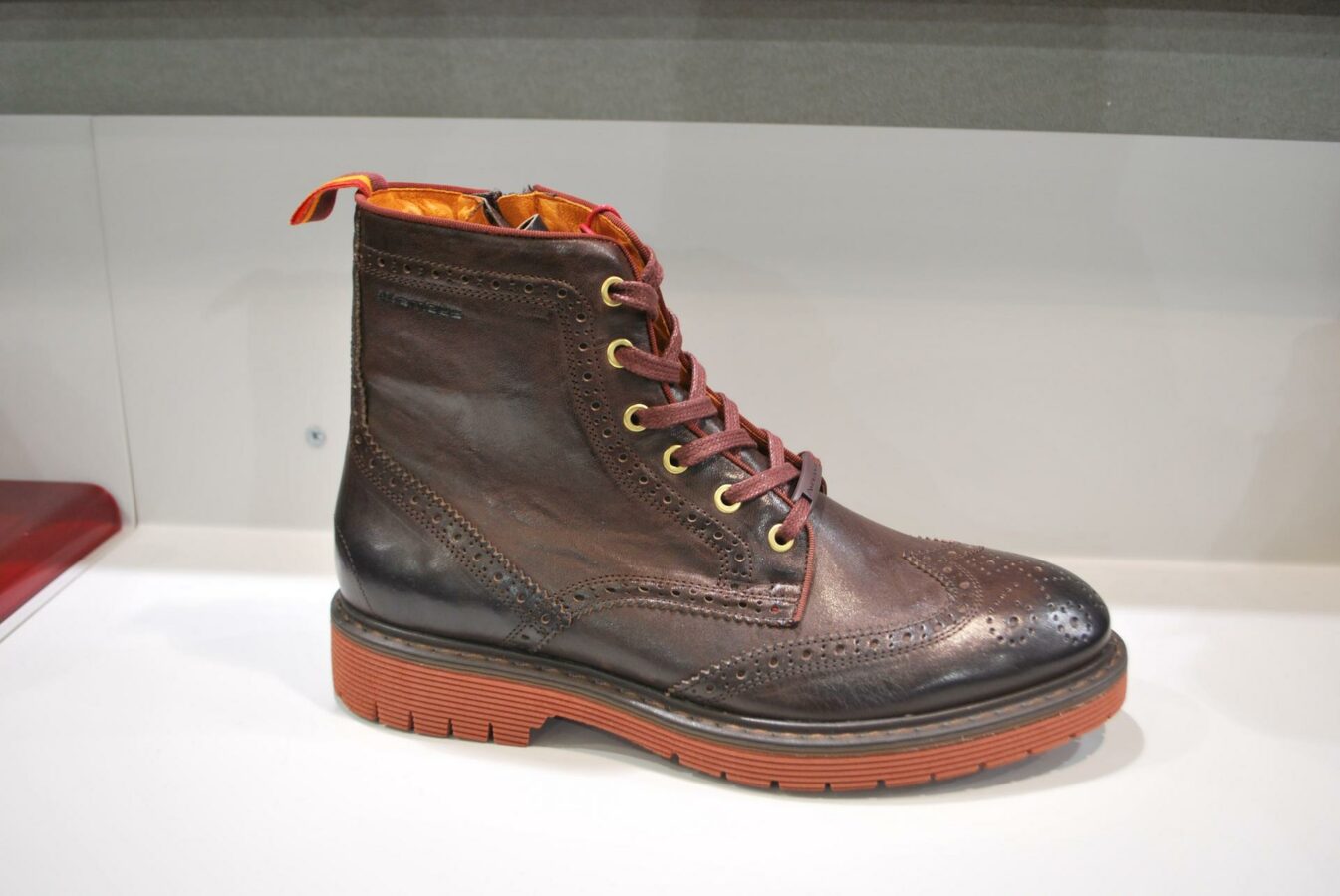 Ambitious - Expo Riva Schuh Herbst/Winter 2018/19