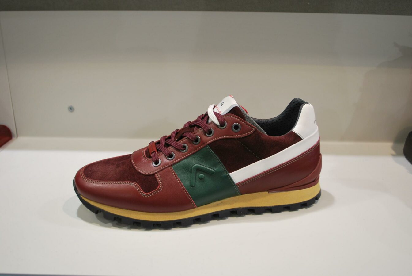 Ambitious - Expo Riva Schuh Herbst/Winter 2018/19