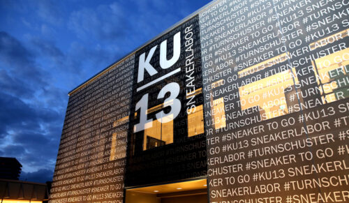 Der neue Sneaker- und Streetwear-Store KU 13 in Kulmbach. Er gehört zum Schuhfilialisten Mücke (Foto: Mücke). 