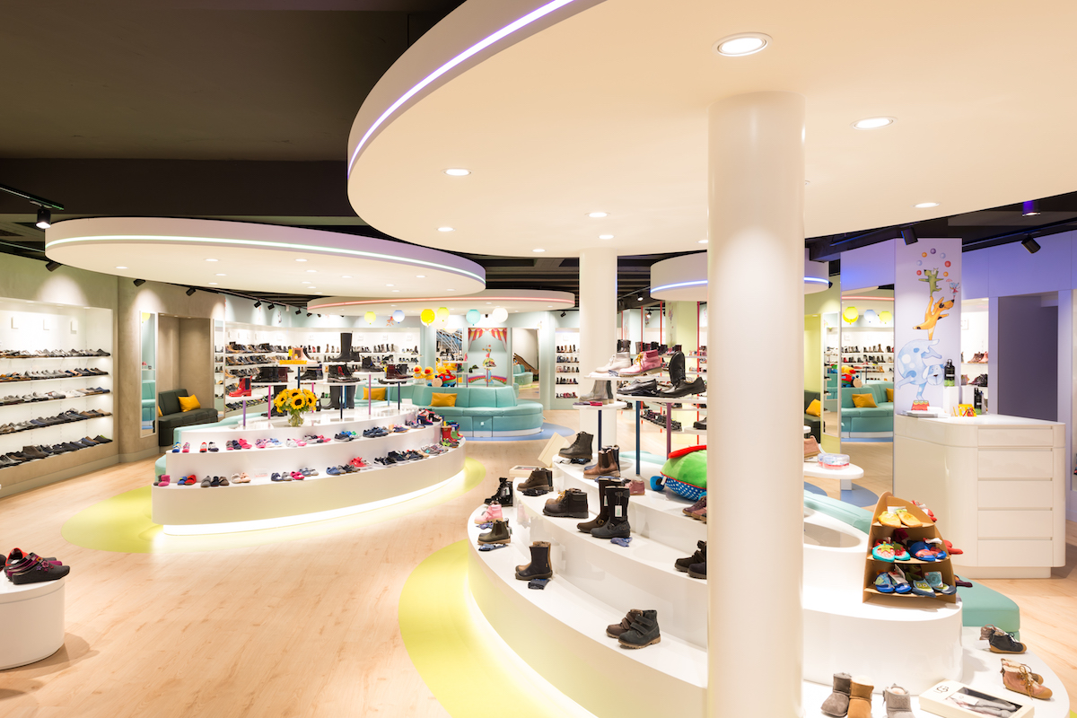 Die Kinderschuh-Abteilung von Zumnorde in Münster (Foto: Zumnorde). 