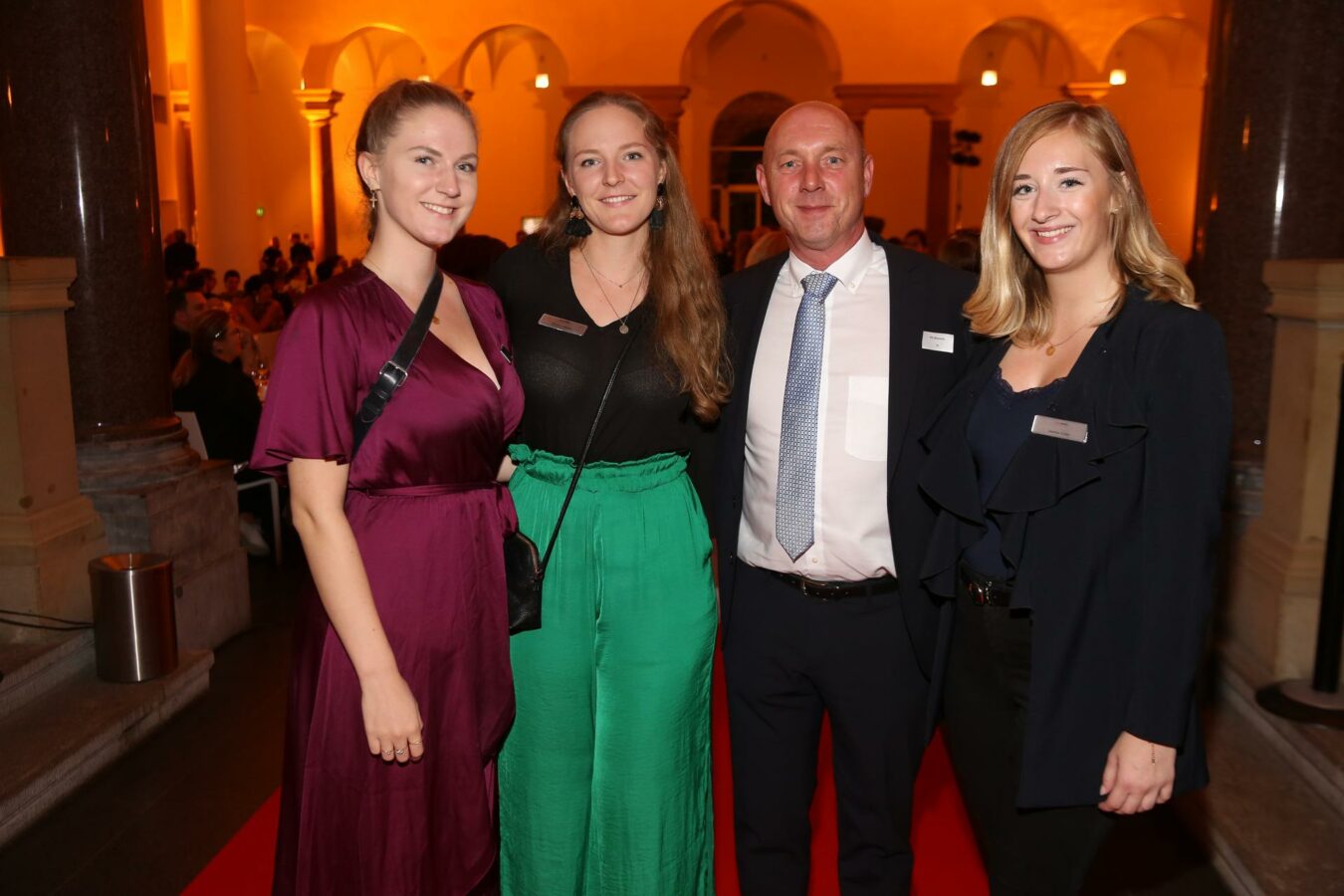 Rebecca und Sabrina Witzlau, Pitt Sternefeld und Jessica Vulter