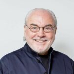 BERND HUMMEL: Der Name Bernd Hummel ist untrennbar mit der Stadt Pirmasens verbunden. Der Unternehmer, der im Oktober seinen 70. Geburtstag feierte, hat sich als Umgestalter von Bauwerken in der Schuhstadt Pirmasens und deren Umgebung einen Namen gemacht. Querdenken, Vordenken, Geduld und Beharrlichkeit, aber auch der Mut, sich von Ideen zu verabschieden, die keinen Erfolg bringen. Das zeichnet den Unternehmer aus – nicht den Unterlasser.