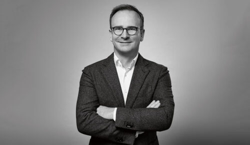 Jens Beining, Wortmann: „Ich bin mir sicher, dass auch 2019 wieder ein sehr herausforderndes Jahr wird. Unsere Branche unterliegt einem langen, grundlegenden strukturellen Wandel. Bei allen Veränderungen dürfen wir jedoch nicht Gefahr laufen, den Verbraucher aus den Augen zu verlieren. Darüber hinaus müssen wir deutlich innovativer werden. Wenn weniger Bedarf vorhanden ist, sind mehr denn je Innovationen gefragt.“