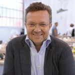 Achim Gabor, Gabor Shoes AG: „Ich erwarte, dass Petrus der Branche 2019 endlich mal wieder hold ist. Wir sollten unsere Produkte nicht mehr unter Wert verkaufen. Digitalisierung, Casualisierung und die weitere Verschiebung der Vertriebswege werden dominierende Themen bleiben.“