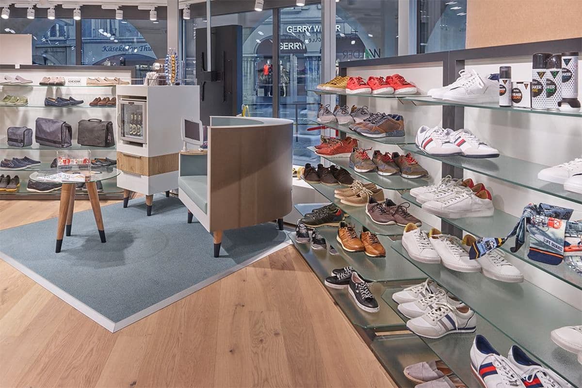 Schuhhaus Walder Schuhfiliale im Bällitz 75 in Thun (Foto: Schuhhaus Walder AG)