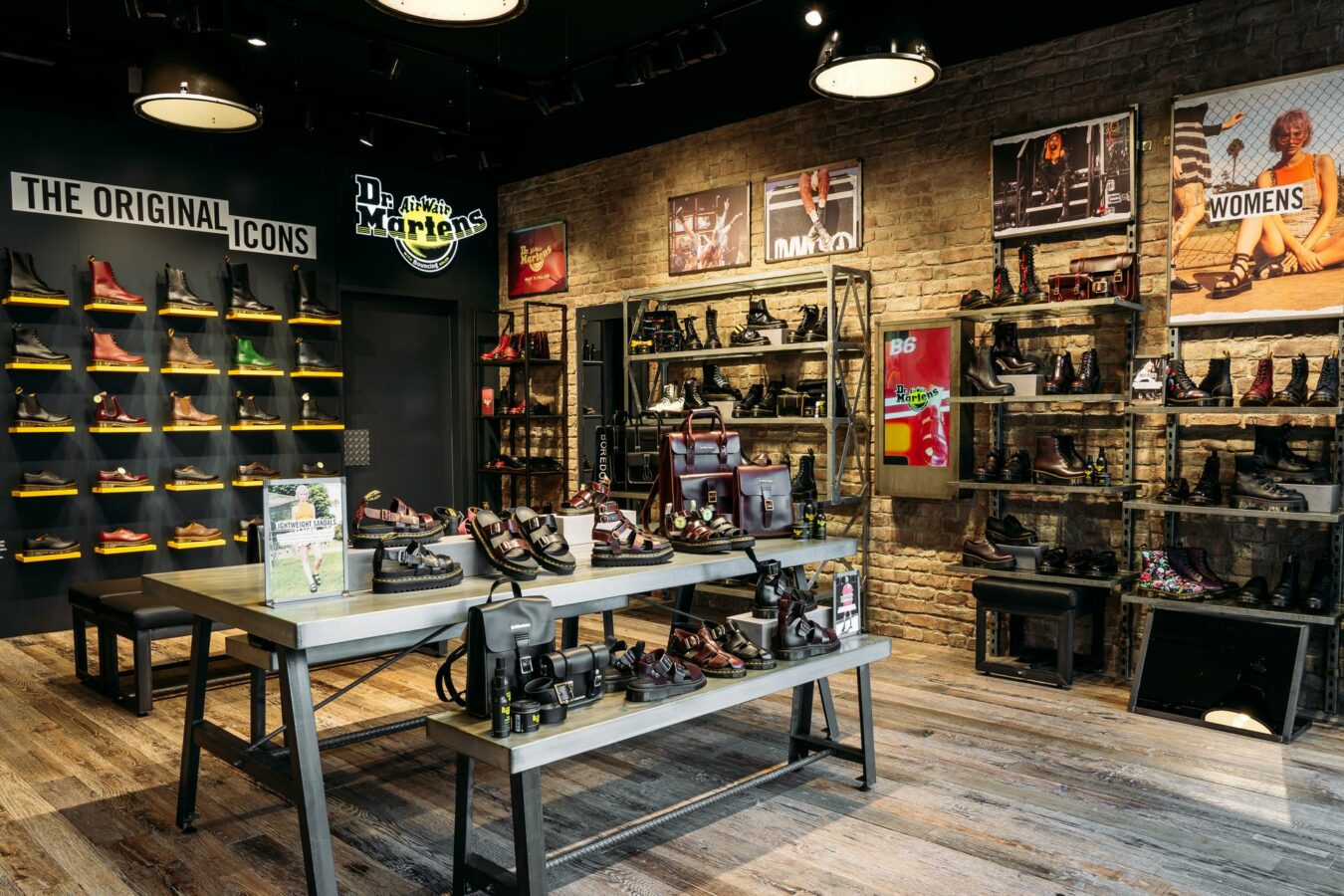 Dr. Martens Store im Europa-Center in Berlin. (Foto: Dr. Martens / Manuel Platzer)