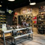 Dr. Martens Store im Europa-Center in Berlin. (Foto: Dr. Martens / Manuel Platzer)