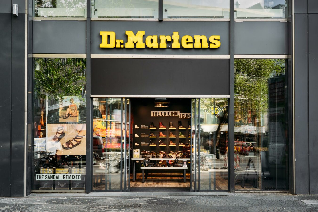 Dr. Martens Store im Europa-Center in Berlin. (Foto: Dr. Martens / Manuel Platzer)