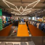 SportScheck hat den neu gestalteten Store in Hamburg eröffnet. (Foto: SportScheck)