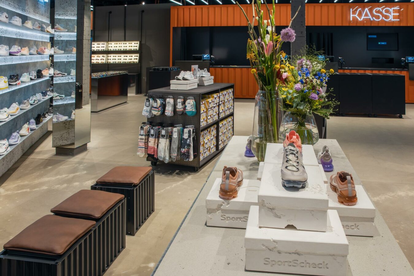 SportScheck hat den neu gestalteten Store in Hamburg eröffnet. (Foto: SportScheck)