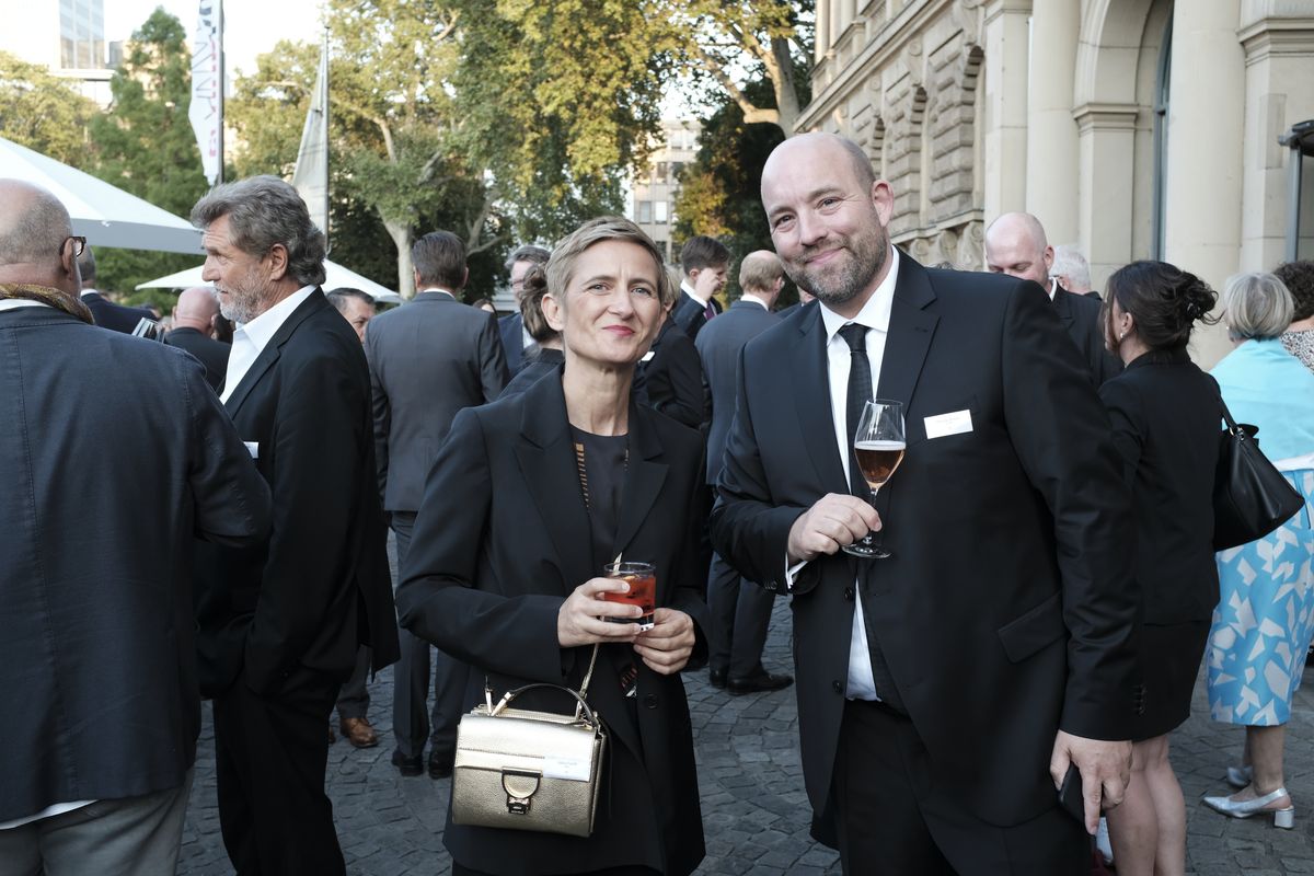 Salina Feretti, Thomas Wetzlar