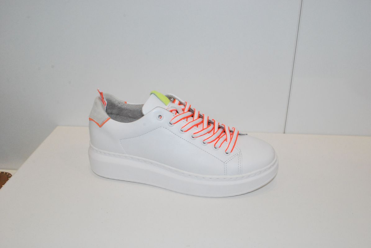 Tamaris - Gallery Shoes Frühjahr/Sommer 2020 (Foto: Redaktion)