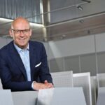 GÜNTER ALTHAUS: Anfang Juli feierte die ANWR Group ihr 100-jähriges Bestehen. Der Vorstandsvorsitzende Günter Althaus skizzierte die Ziele für die kommenden Jahre. Diese werden nun ohne ihn angepeilt: Ende August wurde bekannt, dass Althaus die ANWR verlassen wird. Seit Ende November ist er nicht mehr an Bord. Es ist das Ende einer rasanten Ära.