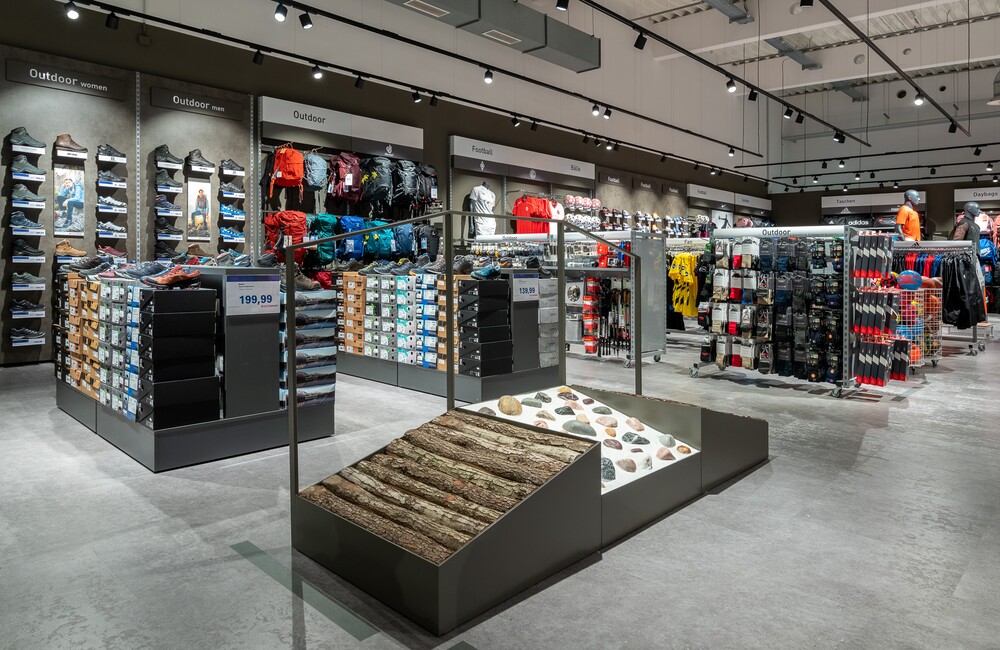 Intersport Voswinkel in Neuss-Reuschenberg (Foto: Intersport Voswinkel)