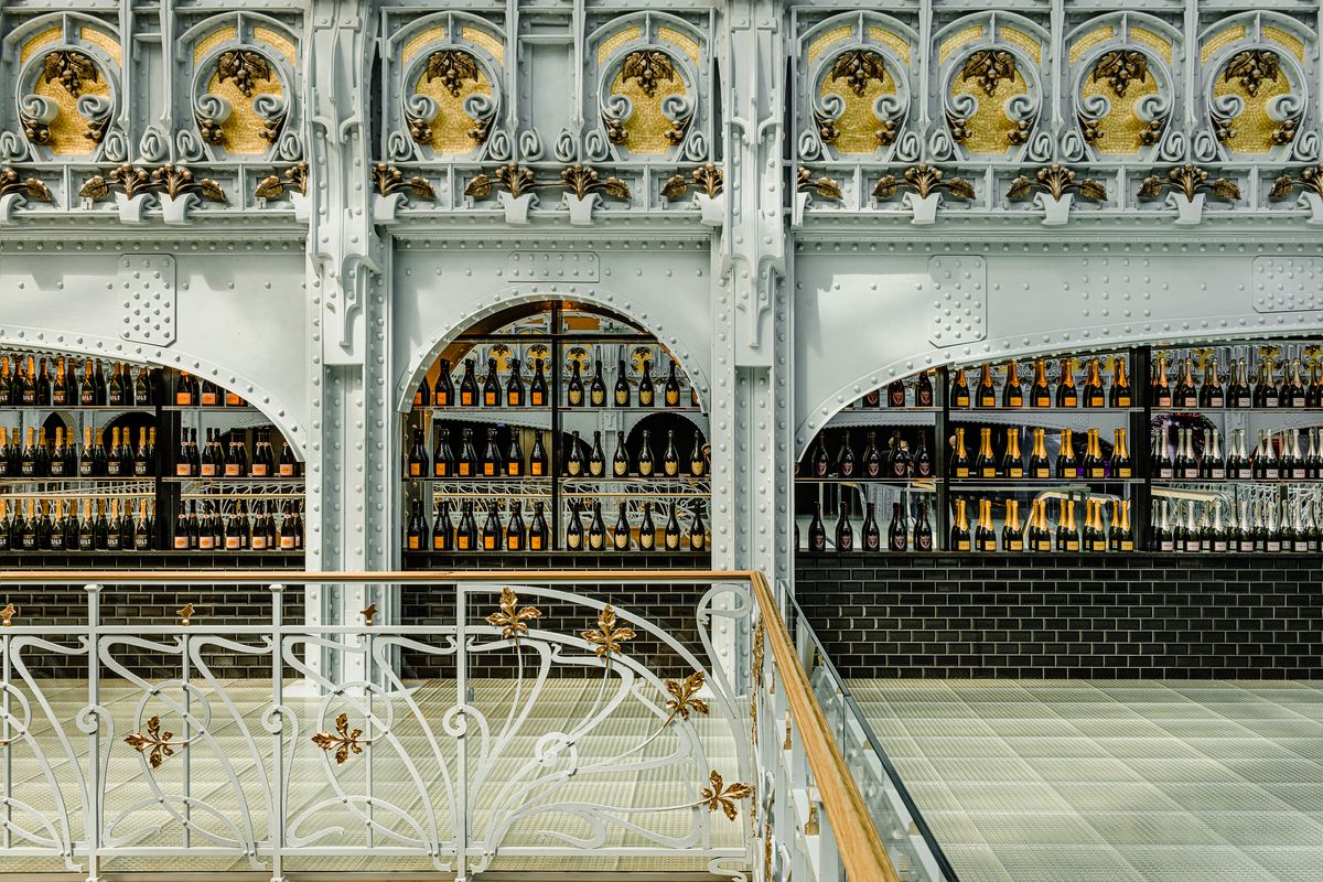 Am 23. Juni wurde das Luxus-Kaufhaus Samaritaine in Paris nach sechsjähriger Renovierung wieder eröffnet. (Foto: Samaritaine / DFS Group)