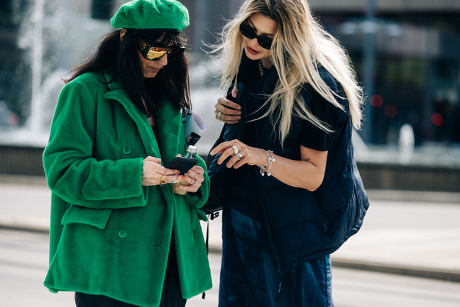 Street-Styles von der Stockholm Fashion Week. (Foto: Adam Katz-Sinding)