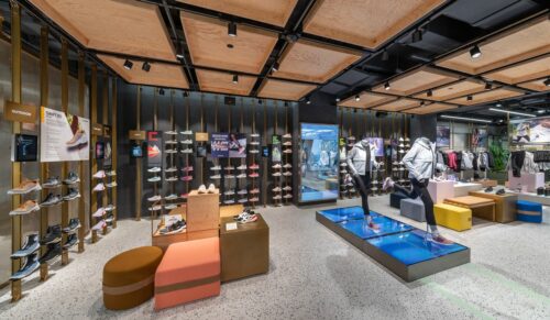 Adidas feiert die Wiedereröffnung des Flagship-Stores in Berlin. (Foto: Adidas)