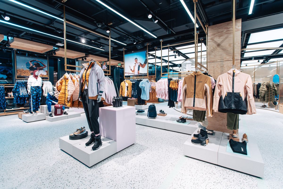 Adidas feiert die Wiedereröffnung des Flagship-Stores in Berlin. (Foto: Adidas)