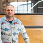 ROMAN DEGENHARDT: Die Erfolgsgeschichte von Roman Degenhardt ist beeindruckend. Der Schuhhändler aus Bebra hat im vergangenen Jahr weiter konsequent die Chancen des Multichannel-Handels genutzt. Im Gleichschritt wurden neue Filialen und Logistikflächen eröffnet, von denen mittlerweile mehrere Hunderttausend Paar Schuhe pro Jahr versendet werden. (Foto: Zalando)