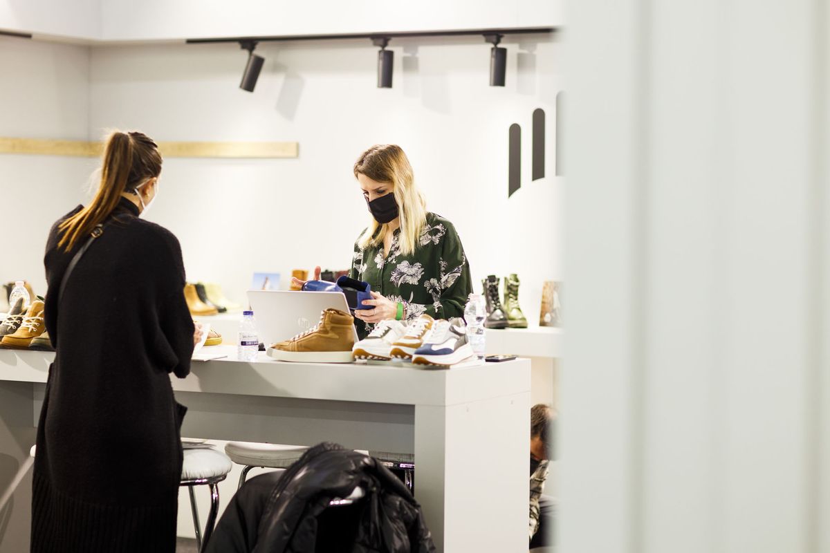 Die 96. Ausgabe der Expo Riva Schuh fand erneut unter erschwerten Corona-Bedingungen statt. (Foto: Expo Riva Schuh)