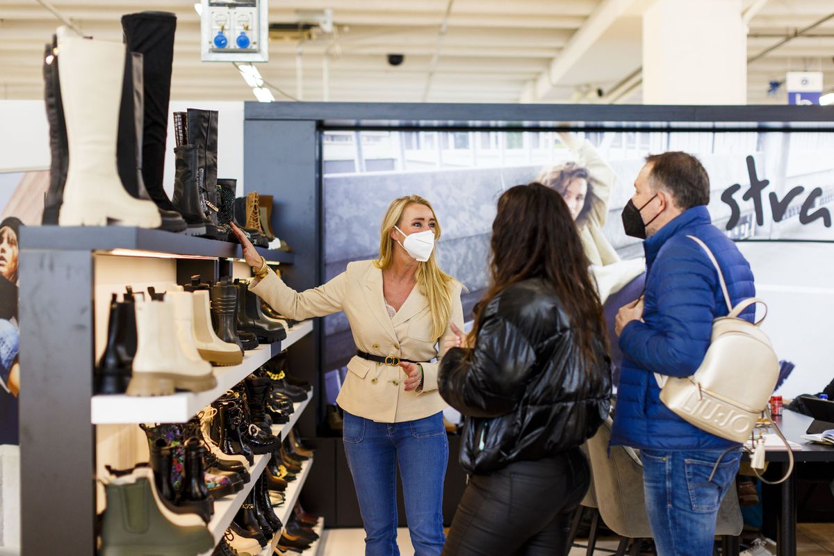 Die 96. Ausgabe der Expo Riva Schuh fand erneut unter erschwerten Corona-Bedingungen statt. (Foto: Expo Riva Schuh)