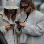 Streetstyles von der Copenhagen Fashion Week im Februar 2022. (Fotos: Bryndis Thorsteinsdottir, Moeez Ali, Claire Guillon)